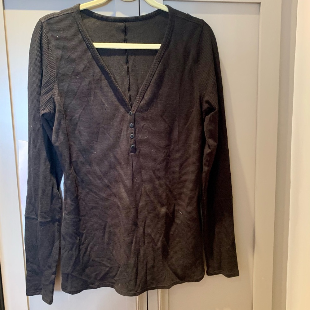 Lululemon thermal shirt
